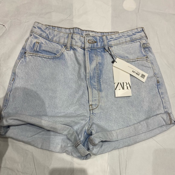 🛍️NEW ZARA MOM FIT SHORTS - Picture 1 of 3